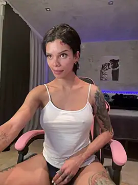 Rosariolovex online show from February 20, 5:40 pm