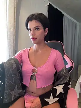 Rosariolovex online show from March 13, 3:50 pm