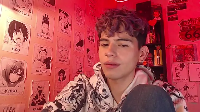 Snapshot of Mickey_Magic chatting on February 26, 12:47 pm Mickey Magic online show from February 26, 12:47 pm