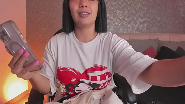 ah mara  online show from April 11, 11:36 am