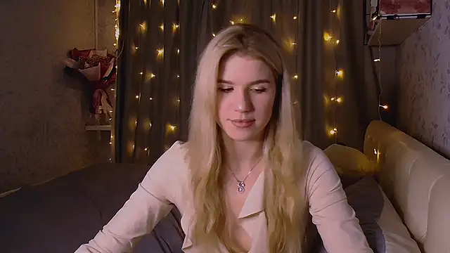 Snapshot of Melissa_smith_ chatting on October 13, 7:14 pm Melissa smith online show from October 13, 7:14 pm