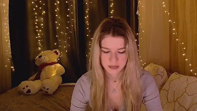 Snapshot of Melissa_smith_ chatting on February 12, 1:44 am Melissa smith online show from February 12, 1:44 am