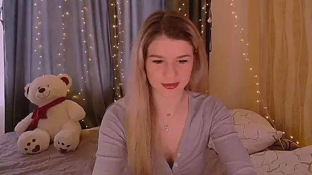 Snapshot of Melissa_smith_ chatting on February 13, 12:56 pm Melissa smith online show from February 13, 12:56 pm