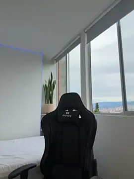 Snapshot of XavierColeman chatting on May 16, 7:45 pm XavierColeman online show from May 16, 7:45 pm
