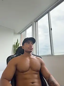 Snapshot of XavierColeman chatting on May 19, 12:55 pm XavierColeman online show from May 19, 12:55 pm