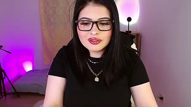 Snapshot of isabella1616 chatting on September 19, 3:08 am isabella1616 online show from September 19, 3:08 am