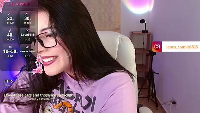 Snapshot of isabella1616 chatting on April 9, 3:39 am isabella1616 online show from April 9, 3:39 am