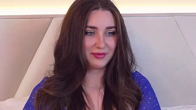 KiraBarlows online show from February 19, 12:46 am