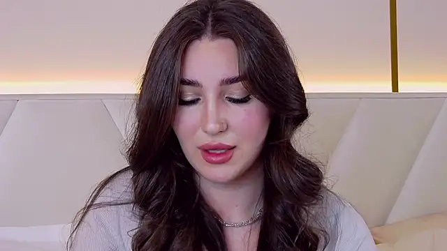 KiraBarlows online show from February 24, 10:14 pm