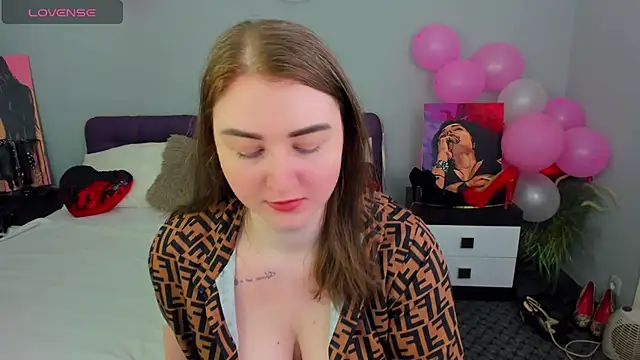 lillyloan4u online show from April 3, 8:29 pm