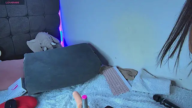 AmandaBrooks 18 online show from March 2, 1:47 am