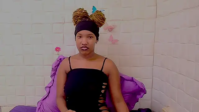 EroticSexyPrada online show from February 26, 6:40 pm