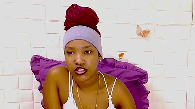 EroticSexyPrada online show from April 2, 6:05 pm