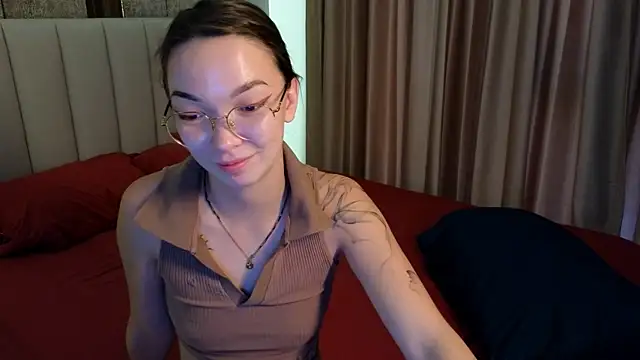 SusannJohnson online show from May 15, 11:01 pm