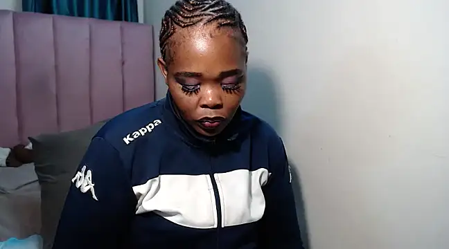 Snapshot of Hazel-nutt chatting on March 19, 4:03 am Hazel-nutt online show from March 19, 4:03 am