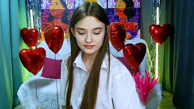 Snapshot of RayWillliams chatting on February 22, 11:46 pm RayWillliams online show from February 22, 11:46 pm