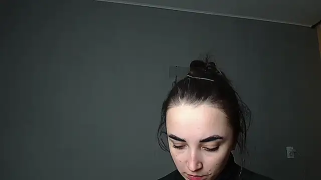 Snapshot of Eva_Gloryy chatting on March 23, 9:52 pm Eva Gloryy online show from March 23, 9:52 pm