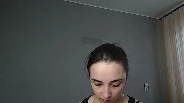 Snapshot of Eva_Gloryy chatting on March 24, 9:58 am Eva Gloryy online show from March 24, 9:58 am