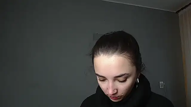 Snapshot of Eva_Gloryy chatting on April 11, 8:40 am Eva Gloryy online show from April 11, 8:40 am