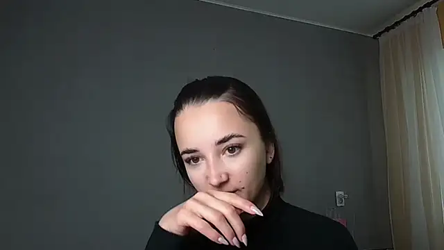 Snapshot of Eva_Gloryy chatting on June 4, 10:43 am Eva Gloryy online show from June 4, 10:43 am