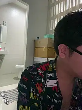 Snapshot of chanentino2 chatting on January 24, 6:56 pm chanentino2 online show from January 24, 6:56 pm