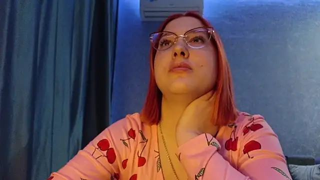 Snapshot of HotBrandyX chatting on February 2, 4:17 pm HotBrandyX online show from February 2, 4:17 pm