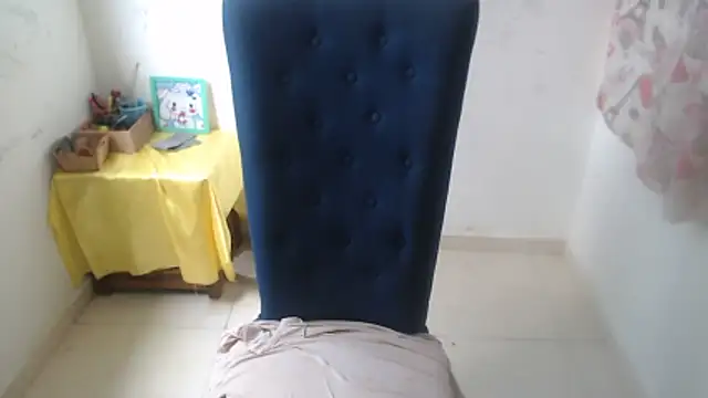 Snapshot of Yohis_Kiut25 chatting on April 30, 7:20 pm Yohis Kiut25 online show from April 30, 7:20 pm