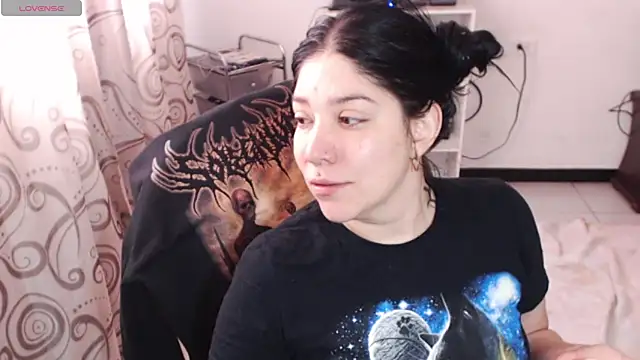sharonnleon online show from May 27, 1:41 pm