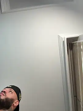 dereckgreen online show from April 18, 6:12 pm