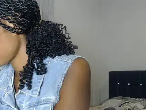 NairobiDazelle online show from February 7, 6:45 pm