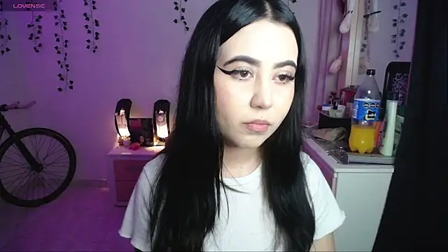 Snapshot of _codeline chatting on February 4, 5:46 am codeline online show from February 4, 5:46 am