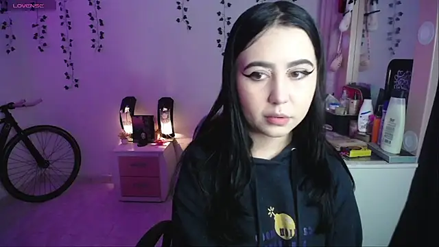 Snapshot of _codeline chatting on February 25, 3:16 am codeline online show from February 25, 3:16 am