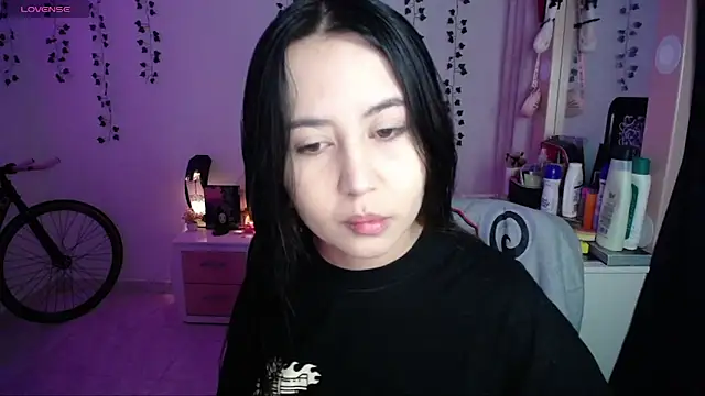 Snapshot of _codeline chatting on March 3, 4:40 am codeline online show from March 3, 4:40 am