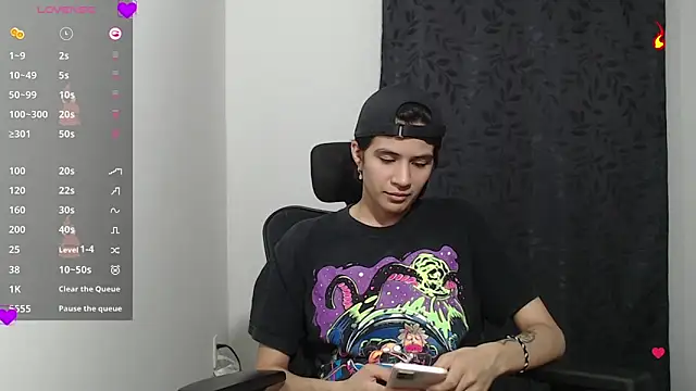 Snapshot of Dha_lia0 chatting on March 16, 3:14 am Dha lia0 online show from March 16, 3:14 am