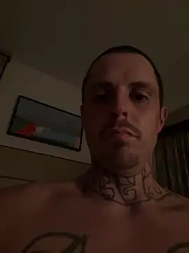 Snapshot of youngstud8823 chatting on October 30, 7:54 am youngstud8823 online show from October 30, 7:54 am