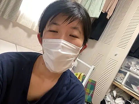 Snapshot of riri_riri_jp chatting on October 4, 3:26 am riri riri jp online show from October 4, 3:26 am