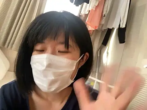 Snapshot of riri_riri_jp chatting on October 5, 5:17 am riri riri jp online show from October 5, 5:17 am