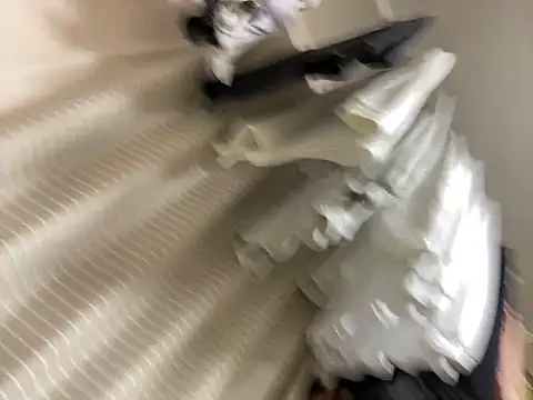 Snapshot of riri_riri_jp chatting on October 26, 3:29 pm riri riri jp online show from October 26, 3:29 pm