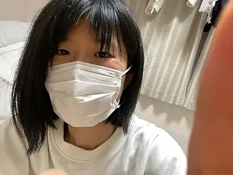 Snapshot of riri_riri_jp chatting on October 28, 11:03 am riri riri jp online show from October 28, 11:03 am