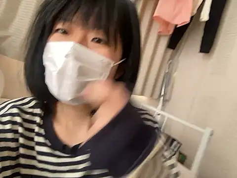 Snapshot of riri_riri_jp chatting on November 11, 1:49 am riri riri jp online show from November 11, 1:49 am