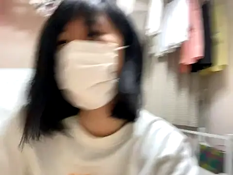 Snapshot of riri_riri_jp chatting on December 20, 10:55 am riri riri jp online show from December 20, 10:55 am