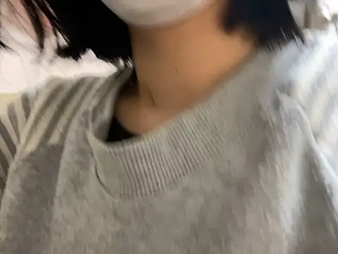 Snapshot of riri_riri_jp chatting on December 21, 3:08 pm riri riri jp online show from December 21, 3:08 pm