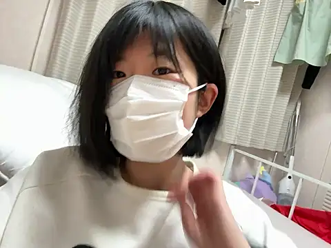 Snapshot of riri_riri_jp chatting on February 10, 11:03 am riri riri jp online show from February 10, 11:03 am