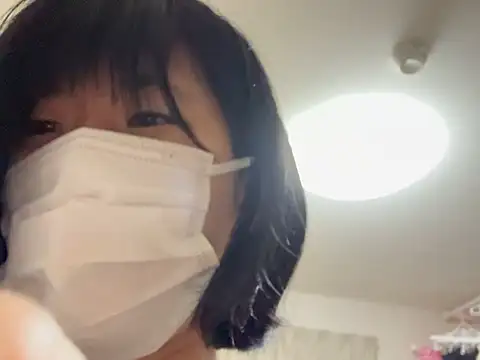 Snapshot of riri_riri_jp chatting on February 27, 10:04 am riri riri jp online show from February 27, 10:04 am