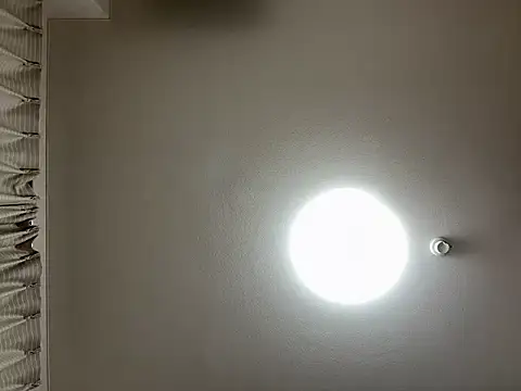 Snapshot of riri_riri_jp chatting on April 1, 10:38 am riri riri jp online show from April 1, 10:38 am