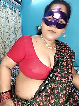 Snapshot of hevensex143 chatting on February 13, 8:16 pm hevensex143 online show from February 13, 8:16 pm