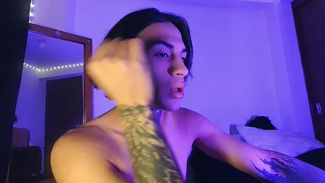 Snapshot of jord4nn__ chatting on January 24, 7:19 am jord4nn online show from January 24, 7:19 am