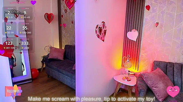 Aurora thomas  1 online show from February 19, 11:28 am