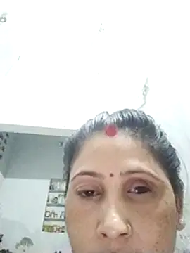 Snapshot of Bhavya_Bhan chatting on July 28, 5:23 pm Bhavya Bhan online show from July 28, 5:23 pm