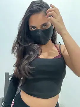 Snapshot of Sofia3393 chatting on December 4, 3:43 pm Sofia3393 online show from December 4, 3:43 pm